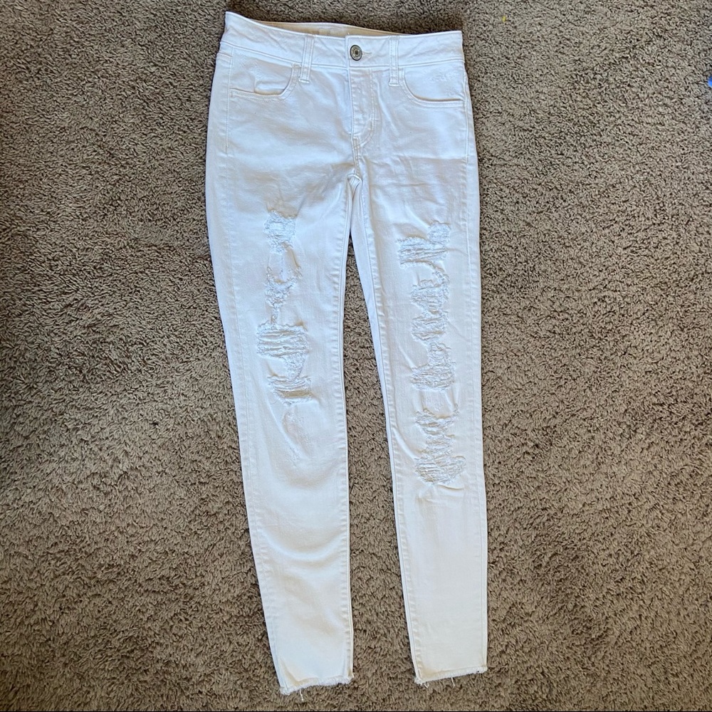 American Eagle White Ripped Jeans